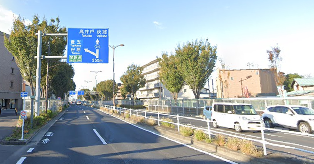 東京都練馬区_2車線道路