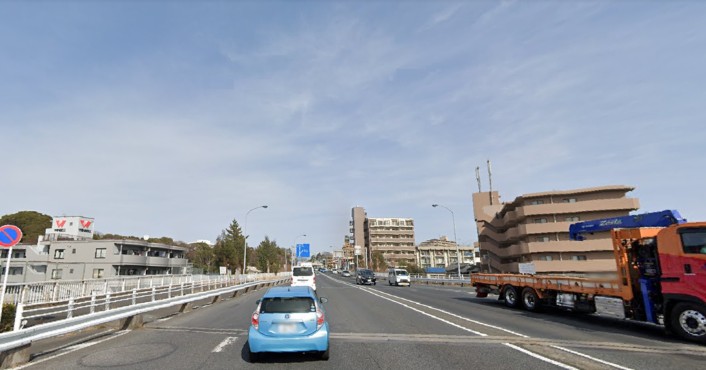 東京都葛飾区_多車線